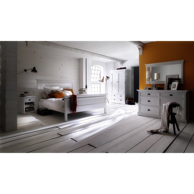 Halifax Mahogany Timber Bed, Queen